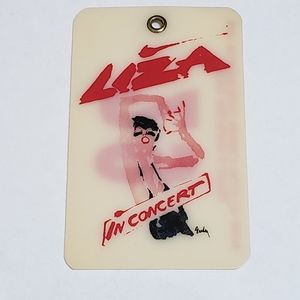 Liza Minelli TOUR Luggage Tag
